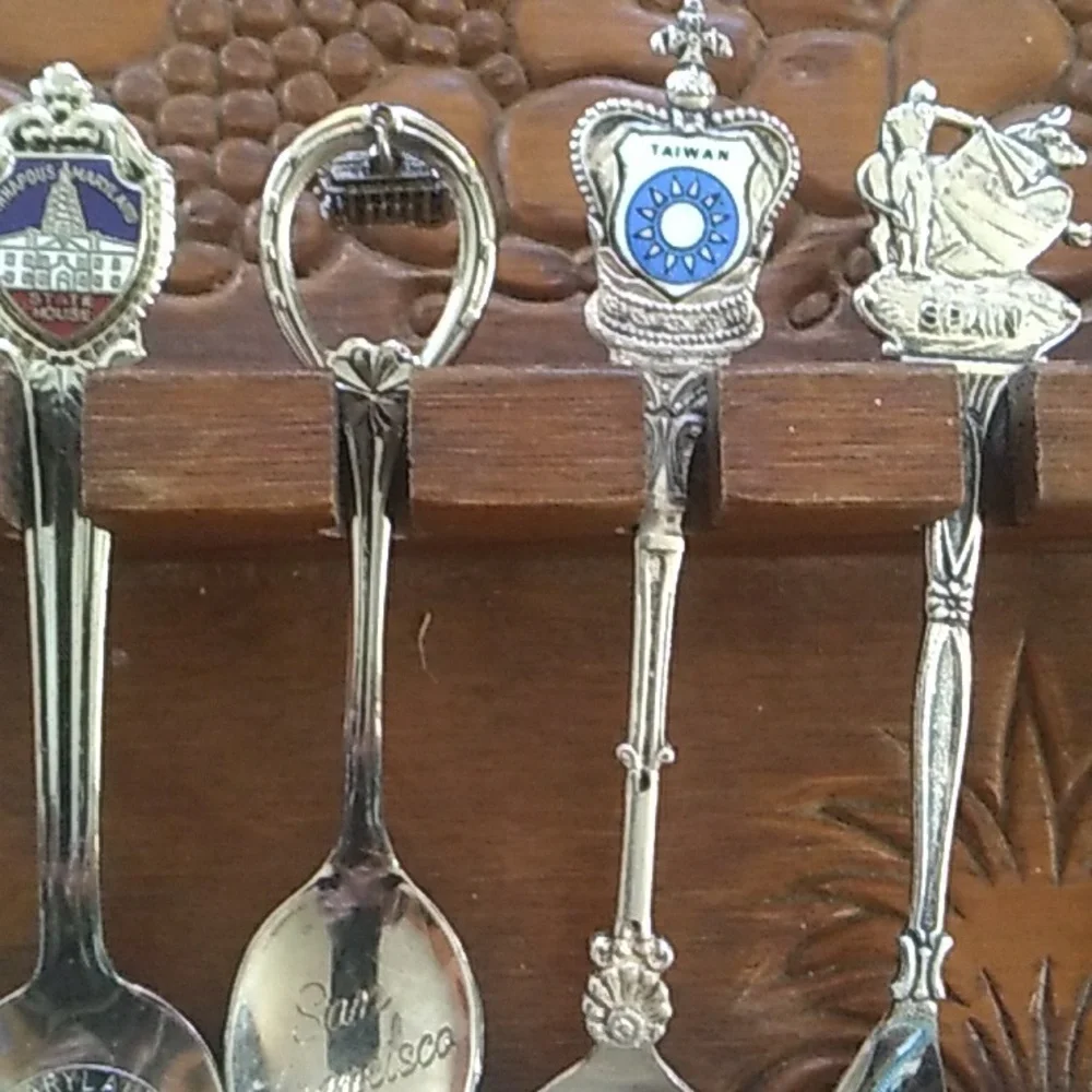 Lot of 16 Souvenir Spoons from US, Foreign Countries, Historical Events 🚀
